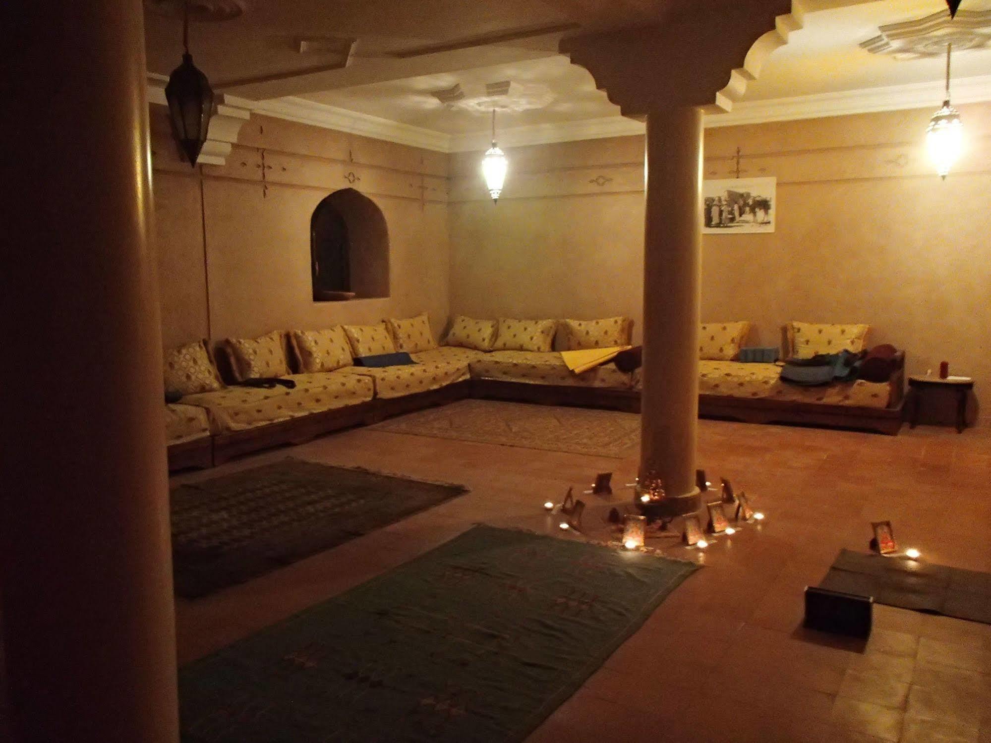 Kasbah Zitoune Tajda Exterior photo